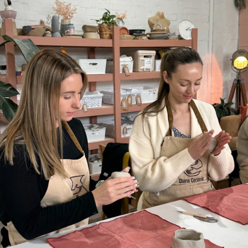 Creative Things to Do in Melbourne When It’s Cold or Raining: Why Clay Is the Perfect Indoor Hobby Thumbnail