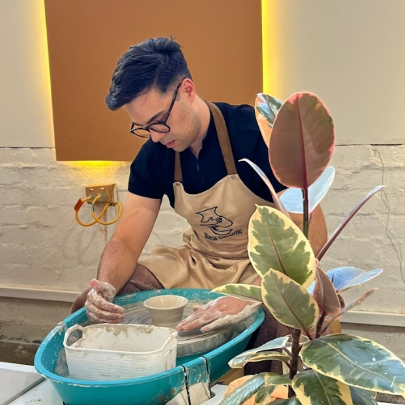 Pottery Classes in Melbourne: A Beginner’s Guide to Learning Ceramics Thumbnail
