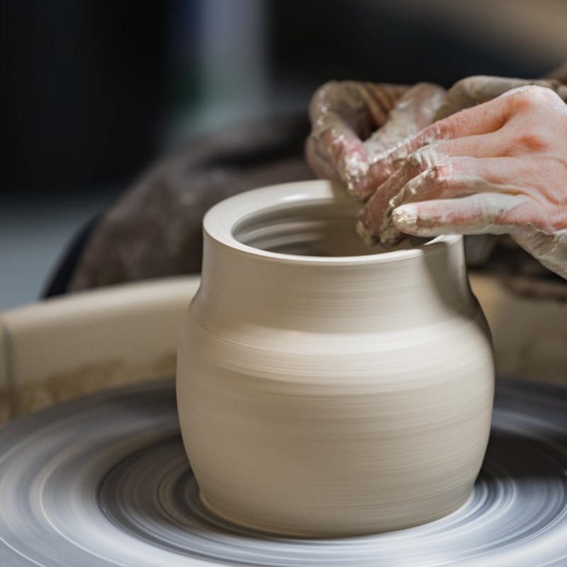 Wheel Throwing vs Handbuilding in Melbourne Studios: Which Path Suits Your Style This Year? Thumbnail